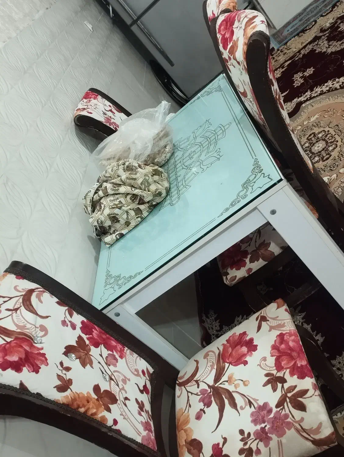 میز ناهارخوری با بوفه|میز و صندلی غذاخوری|پارس‌آباد, |دیوار