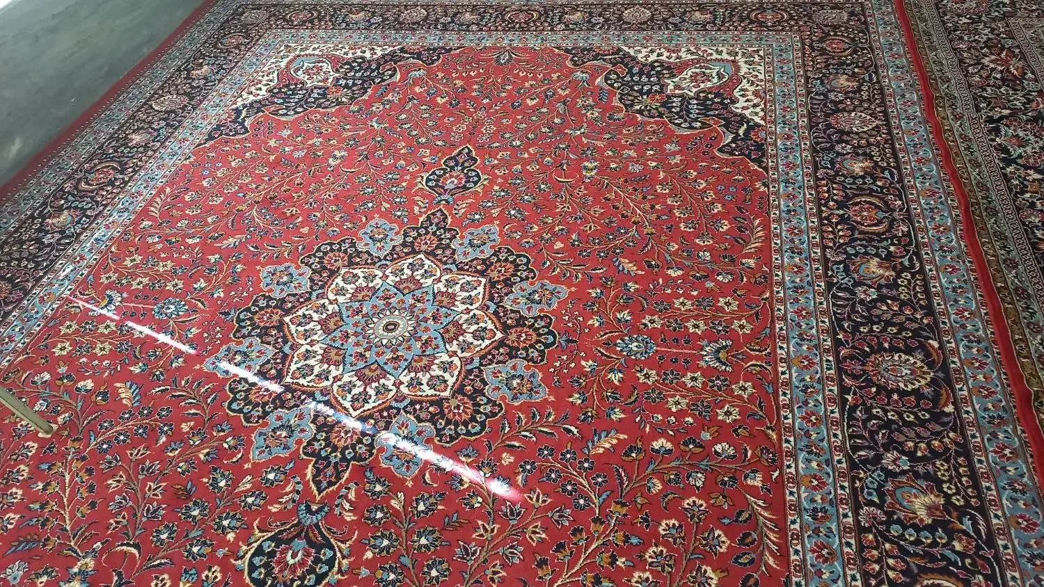 حراج حراج ۲تخته فرش ۱۲متری به علت جابجایی|فرش|مرودشت, فاز اول شهرک فرهنگیان|دیوار