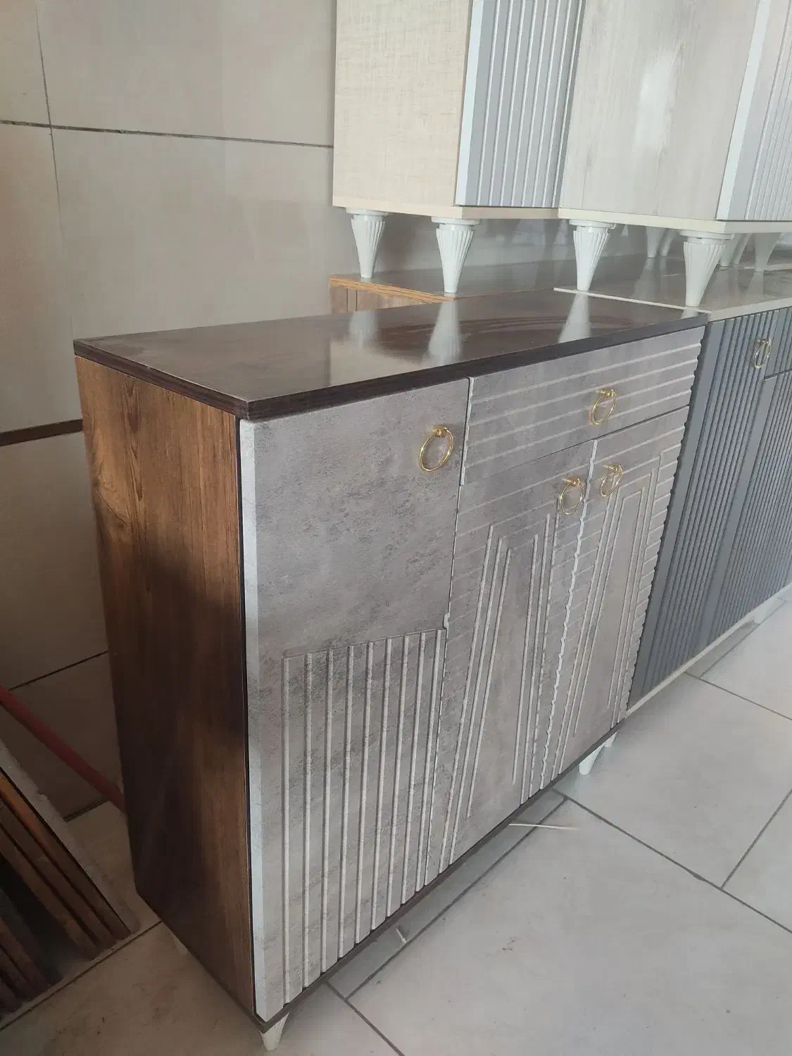 جاکفشی|جاکفشی، کمد، دراور|تبریز, |دیوار