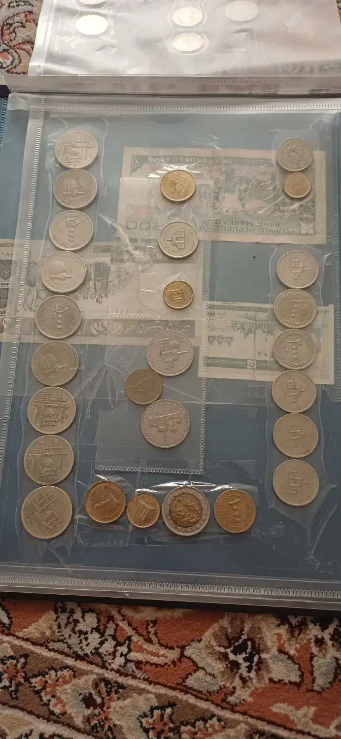 البوم کلکسیون پول|کلکسیون سکه، تمبر، اسکناس|فولادشهر, A3|دیوار