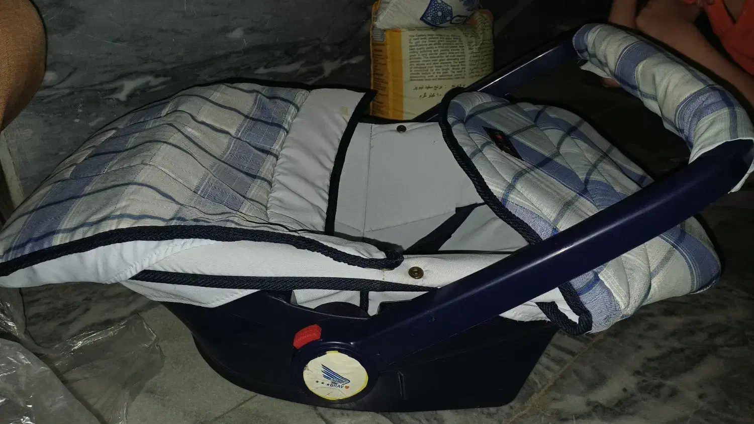 کریر نوزاد|کالسکه و لوازم جانبی|کرج, شهرک فهمیده|دیوار