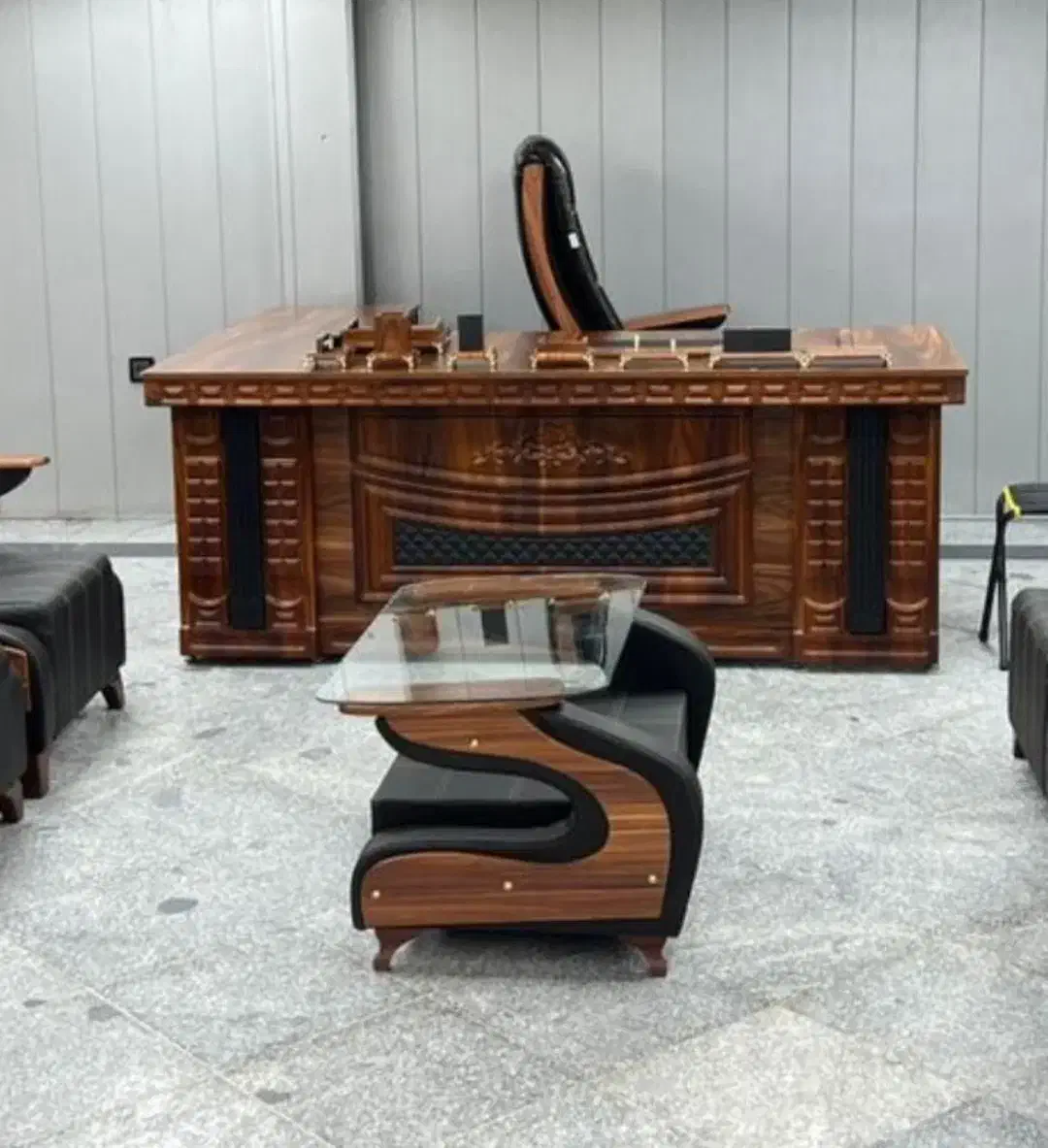 میز مدیریتی آراد|دفتر کار|صدرا-فارس, فاز ۱|دیوار