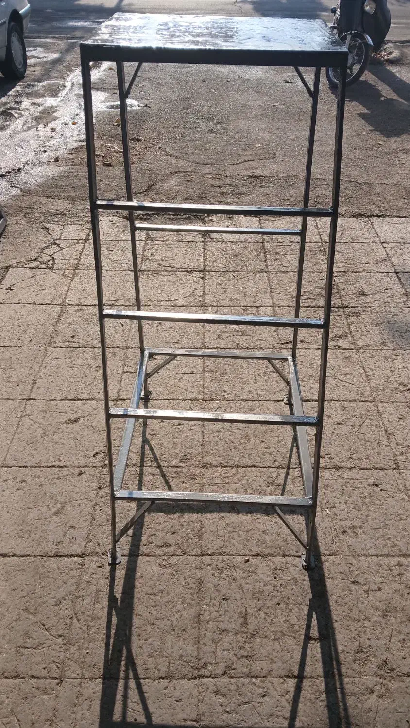 چهارپایه آهنی|مبلمان خانگی و میز عسلی|خمین, |دیوار