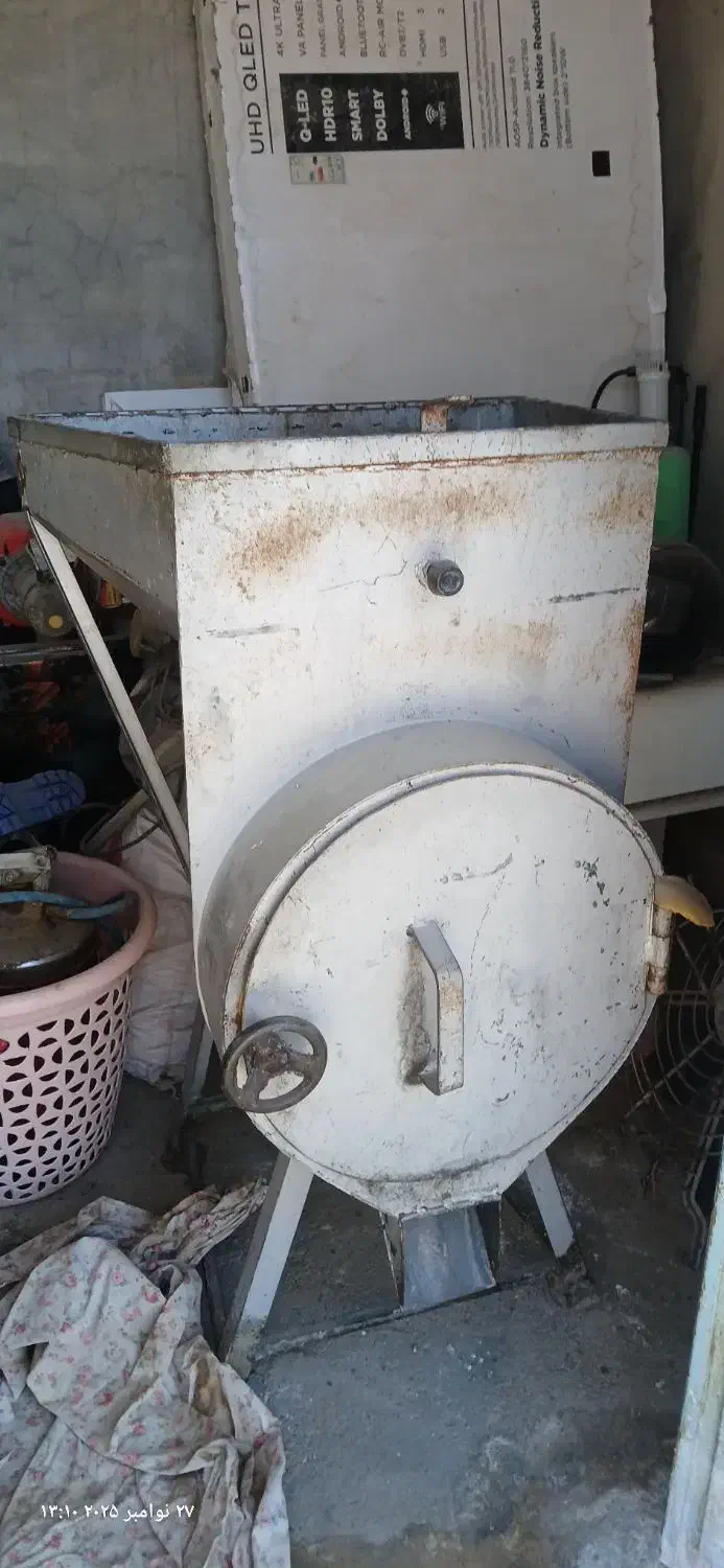 آسیاب و میکسر یک تنی|ماشینآلات صنعتی|پیر بکران, |دیوار