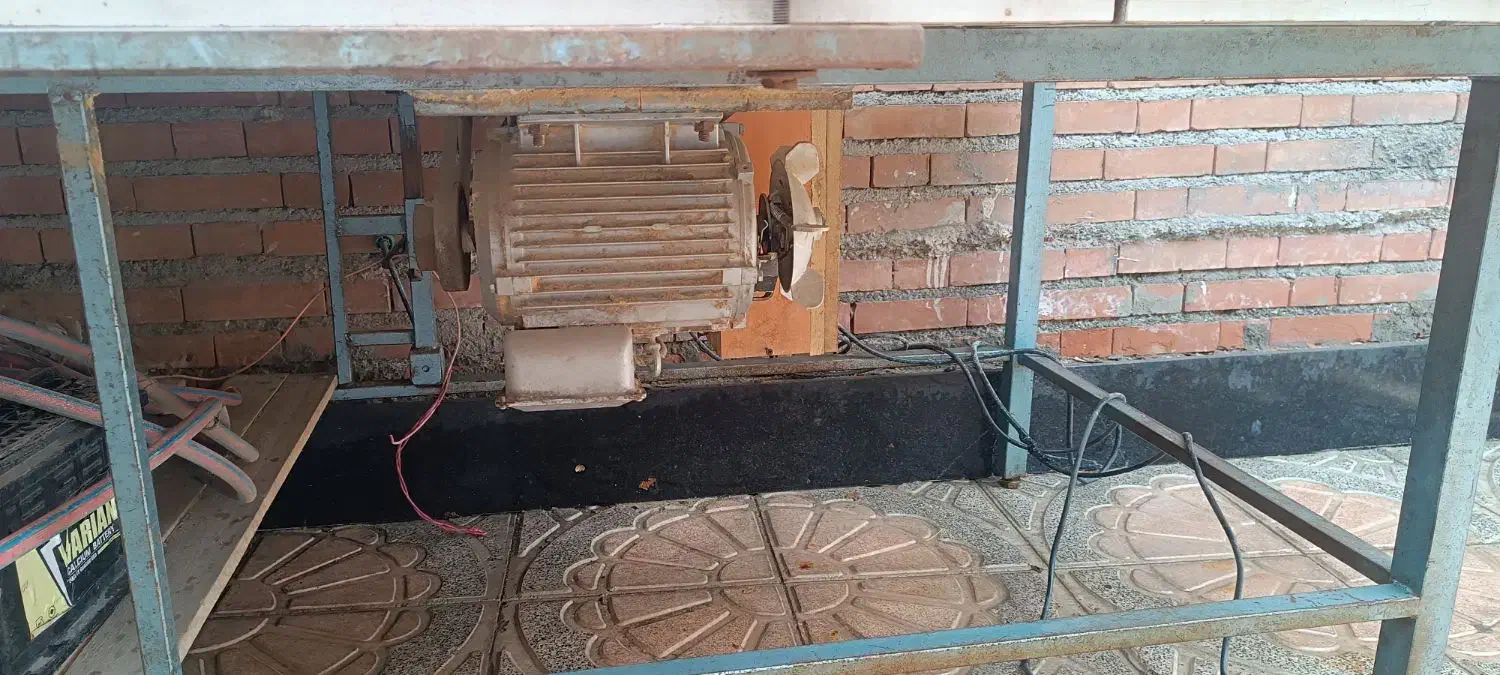 میز برش|ابزارآلات|نقده, |دیوار