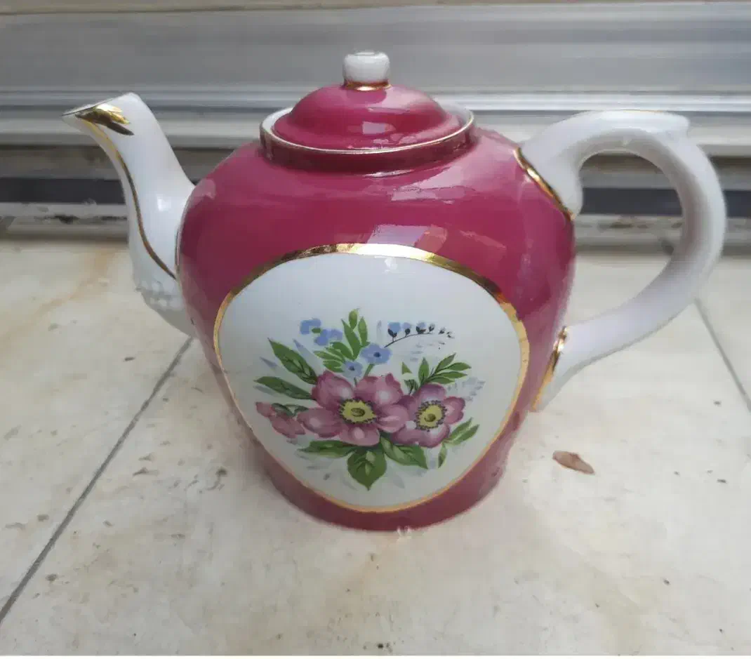 ظروف قدیمی وعتیقه|ظروف سرو و پذیرایی|بندر گناوه, |دیوار