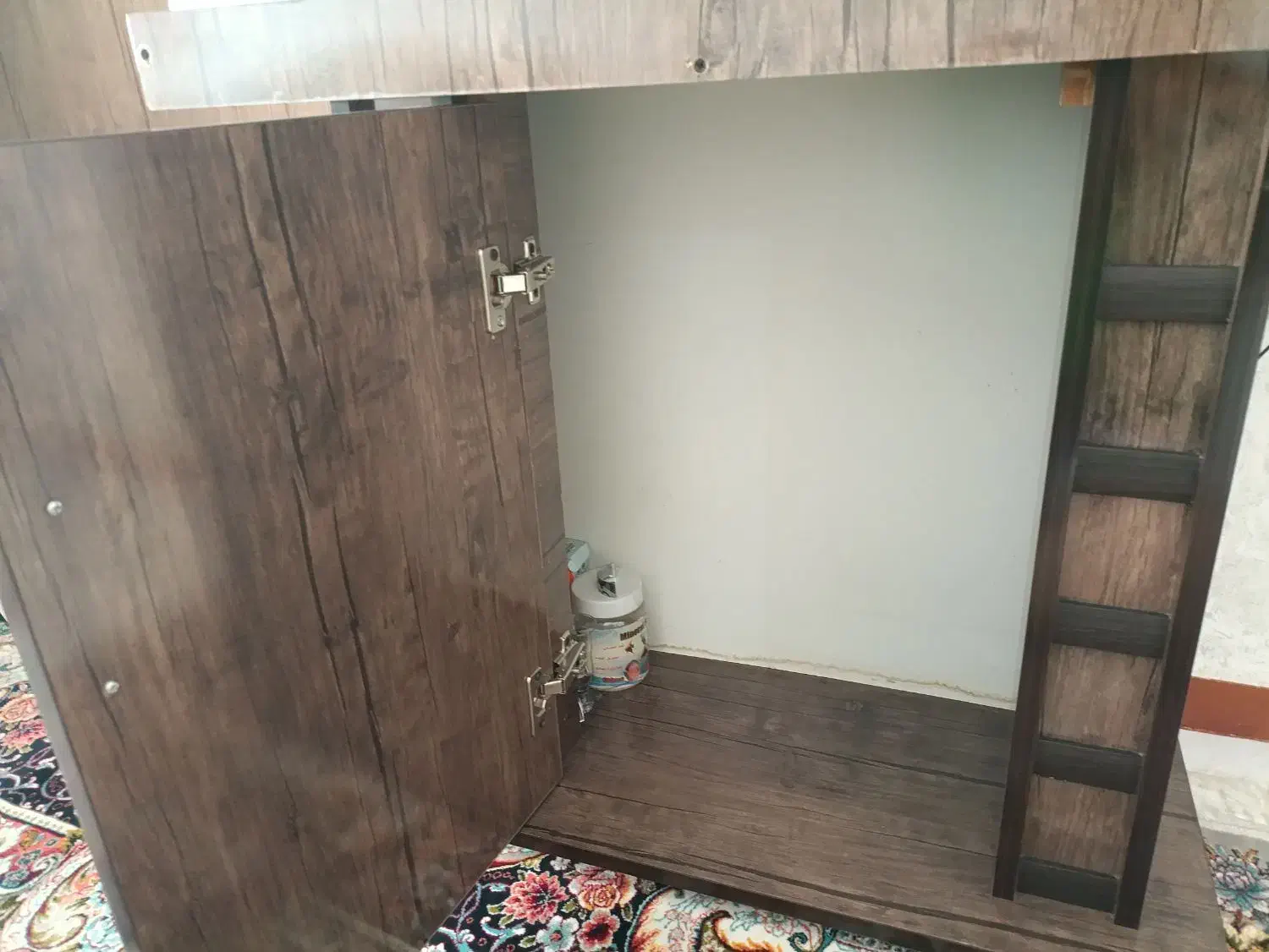 آکواریوم ماهی باتمام وسایل داخل|ماهی|پرند, فاز ۶|دیوار