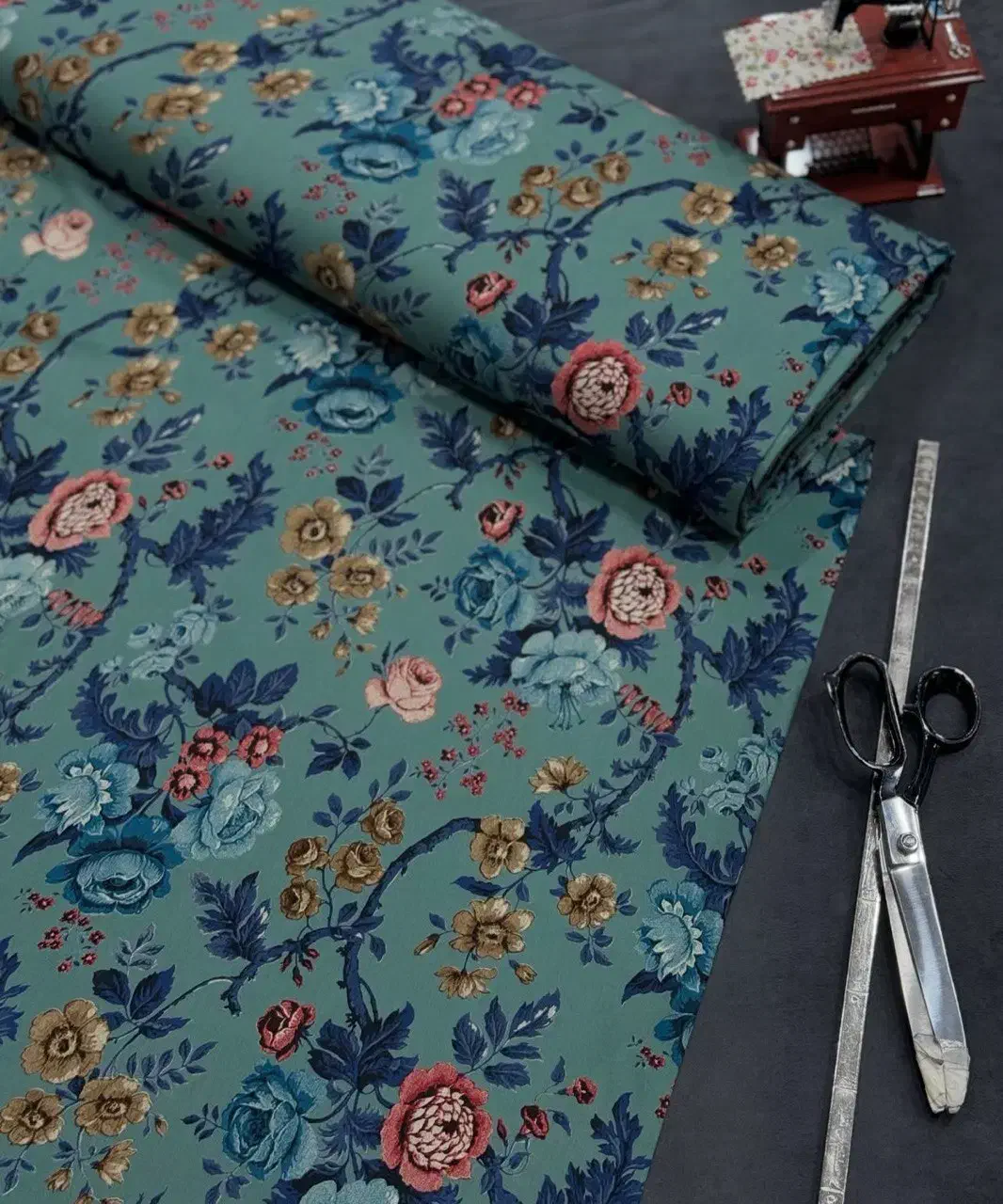 قواره کودری|لباس|بوکان, |دیوار