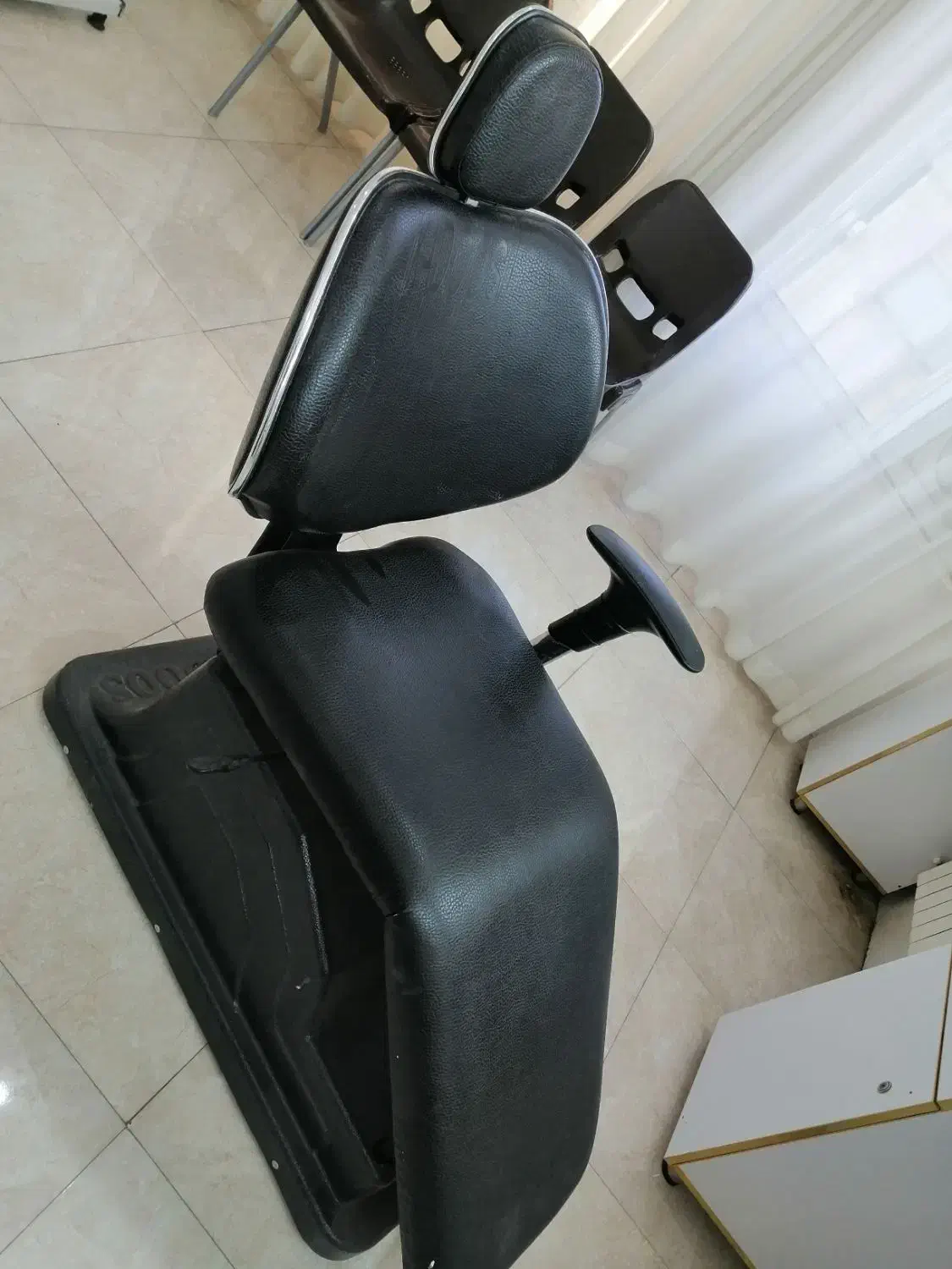 وسیله ارایشگاه|آرایشگاه و سالن‌های زیبایی|قائم‌شهر, |دیوار