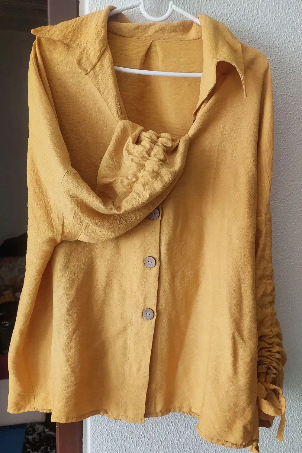 کفتان  پاییزی نو نو|لباس|شاهین‌شهر, مورچه خورت|دیوار