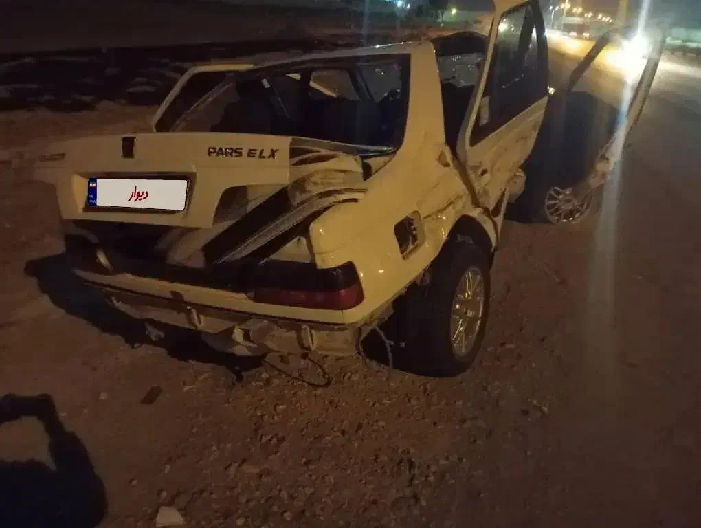 ماشین تصادفی|خودرو سواری و وانت|مرودشت, ژیان|دیوار