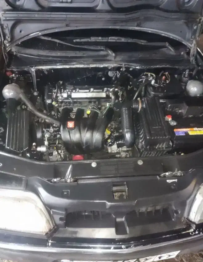 زانتیا سرمه‌ای مدل ۸۳ سه‌تیکه پلمپ|خودرو سواری و وانت|اراک, |دیوار