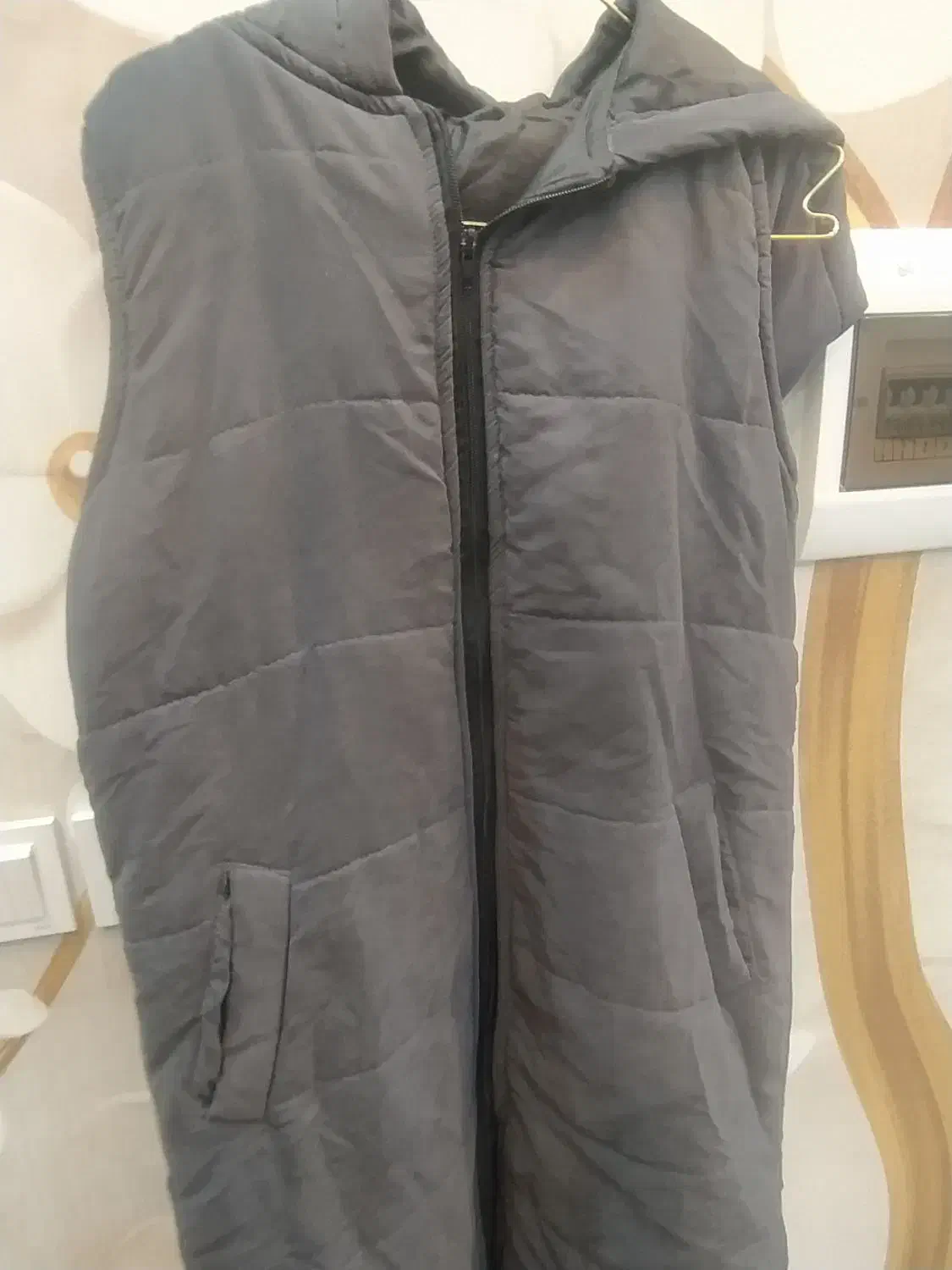 پافر بلند|لباس|نجف‌آباد, امام خمینی|دیوار