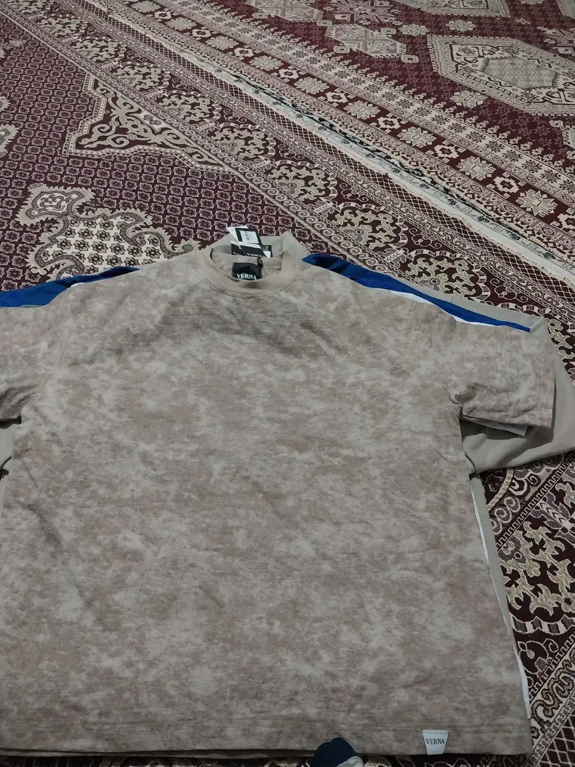 تیشرت مردونه نو|لباس|رشت, پاره بیجار|دیوار