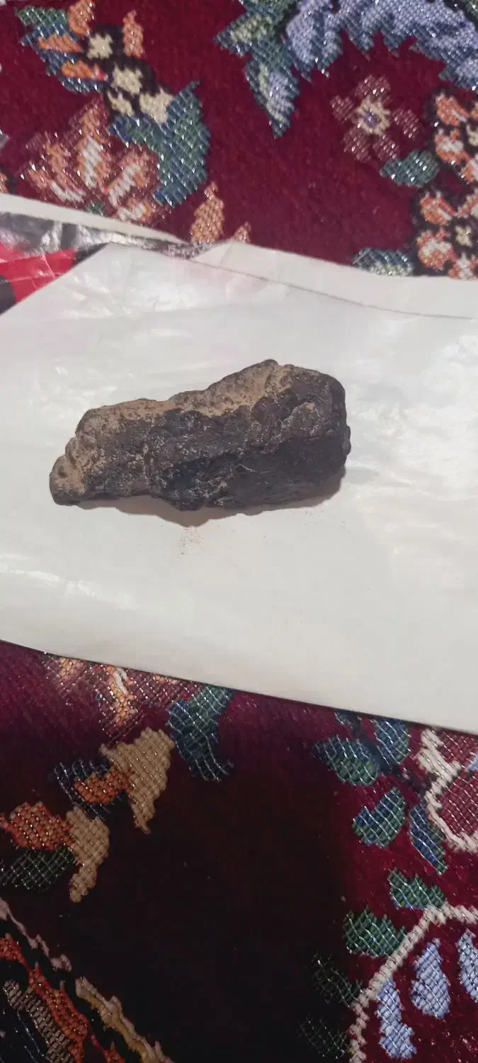 شهاب سنگ|کلکسیون اشیاء عتیقه|بجنورد, |دیوار