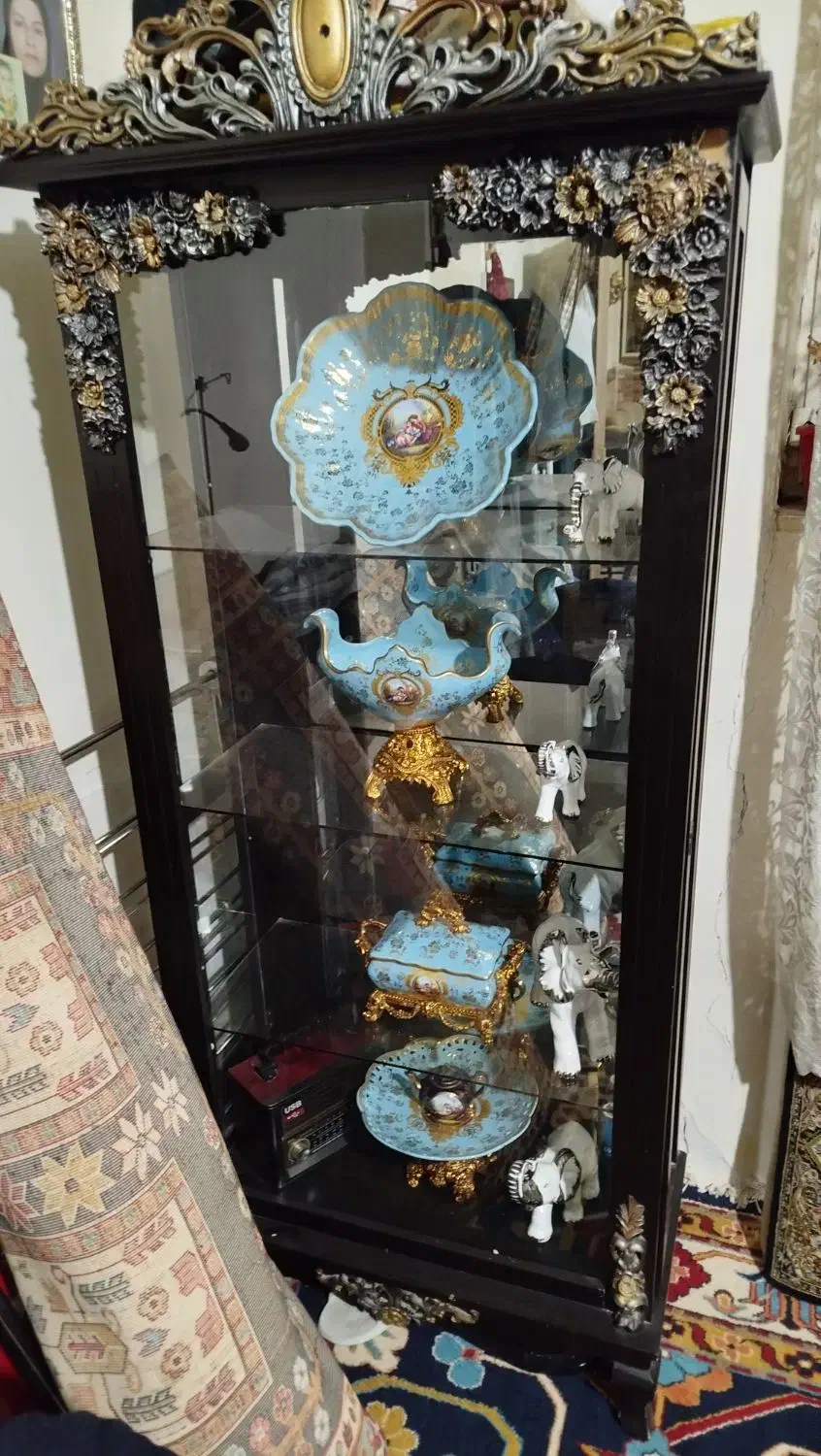 پشتی و بوفه|پشتی|کرمانشاه, |دیوار