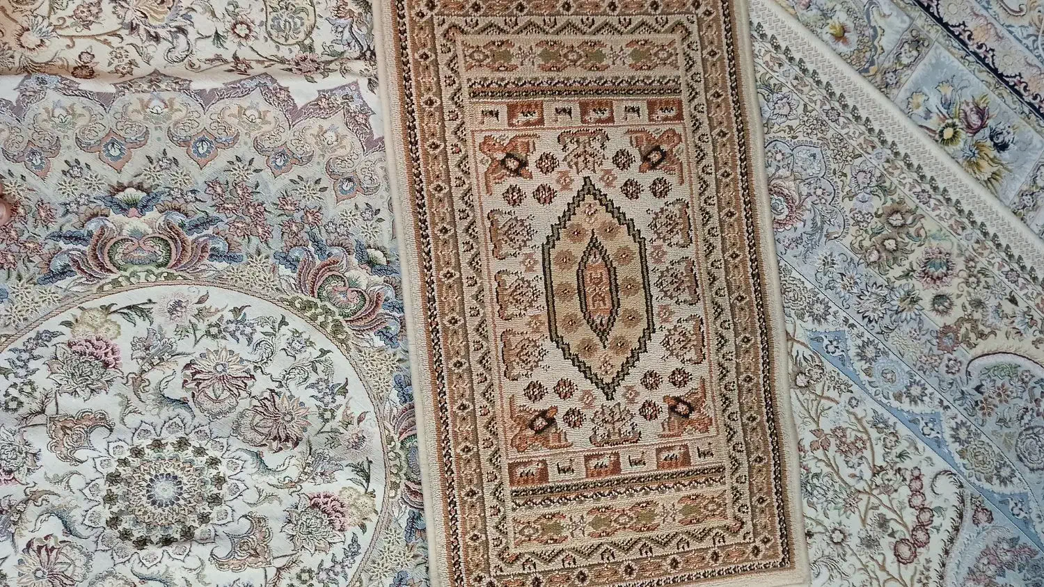 فرش گلیم سالم سالم همراه پادری ست واقع در پاکدشت|فرش|تهران, خاوران|دیوار