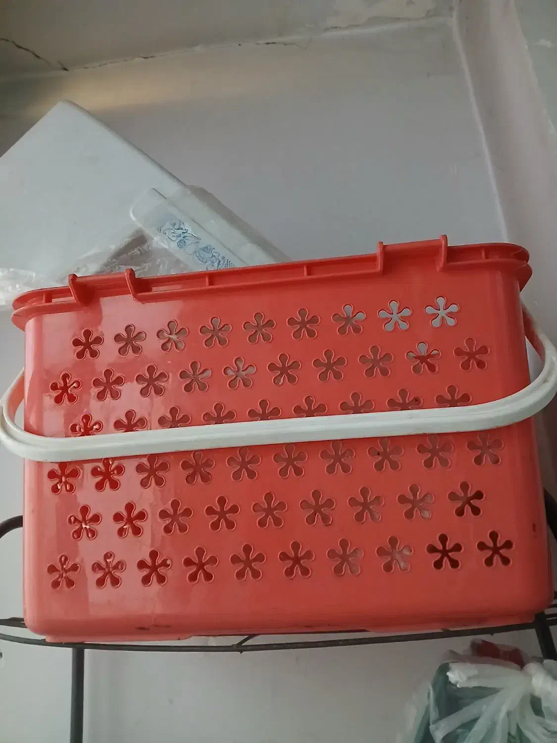 سبدمسافرتی بزرگ|ظروف نگهدارنده، پلاستیکی، یک‌بارمصرف|نسیم‌شهر, |دیوار