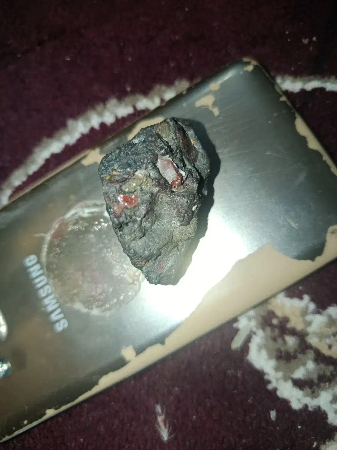 شهاب سنگ کندریتی|کلکسیون اشیاء عتیقه|قائم‌شهر, |دیوار