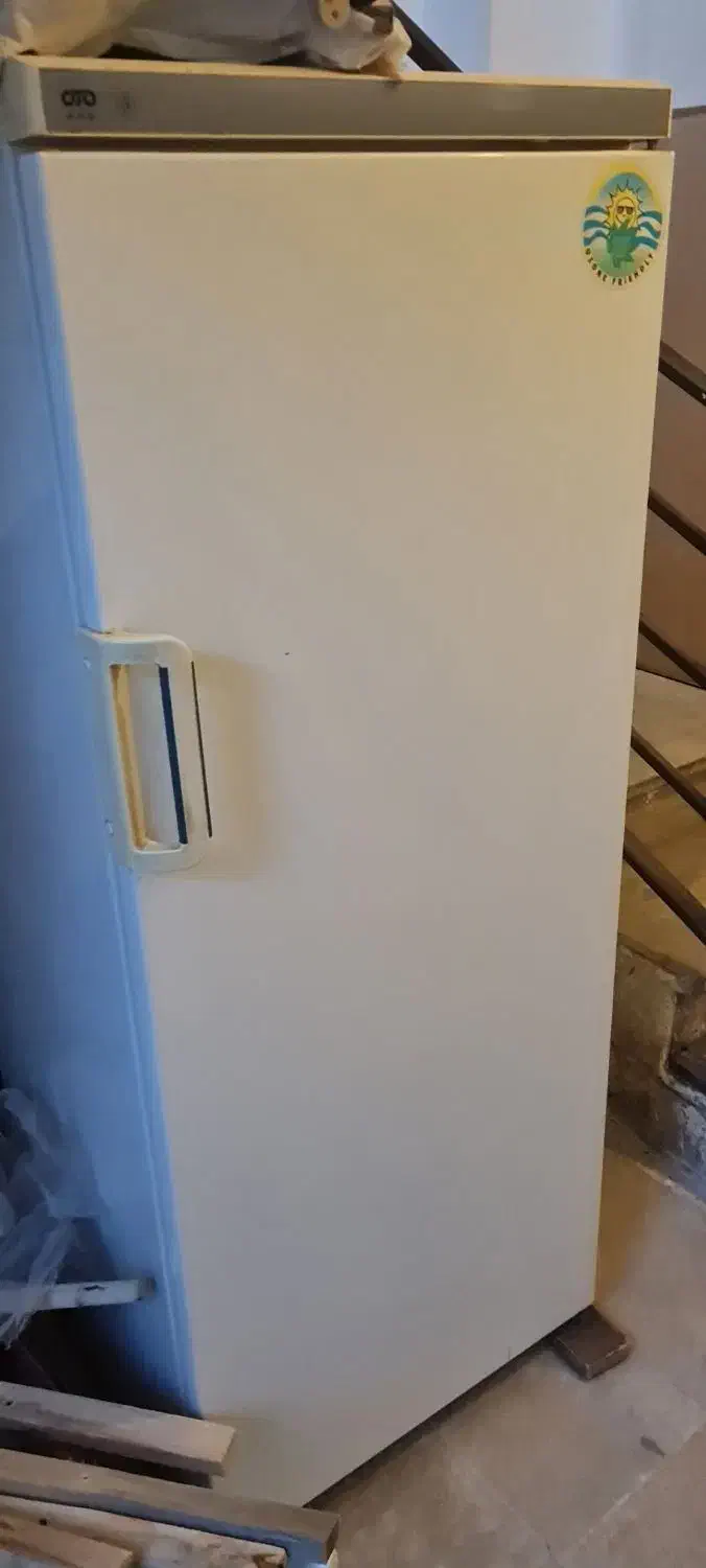 لوازم خانگی|ماشین لباسشویی و خشک‌کن لباس|بروجرد, |دیوار