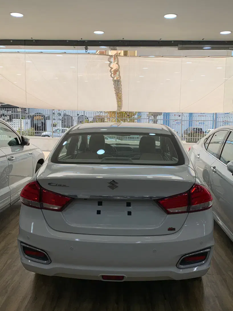 سمندمعاوضهباسوزوکیسیاز۲۰۲۵خشک|خودرو سواری و وانت|اصفهان, مرداویج|دیوار