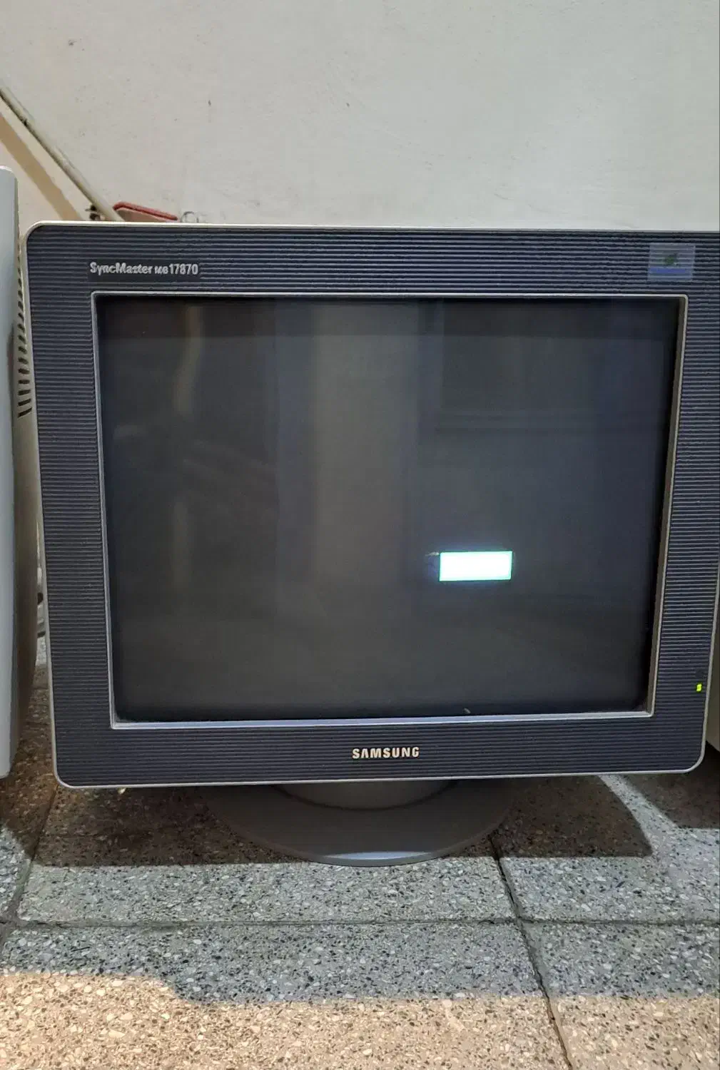 مانیتور سالم|رایانه رومیزی|همدان, |دیوار