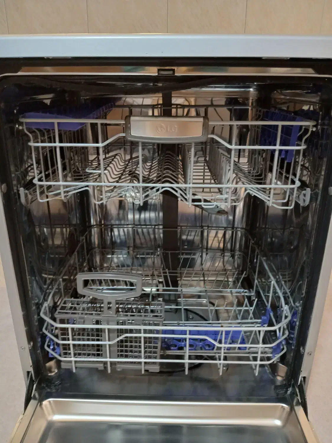 ماشین ظرفشویی LG ساخت کره|ماشین ظرفشویی|شیراز, رکنآباد|دیوار
