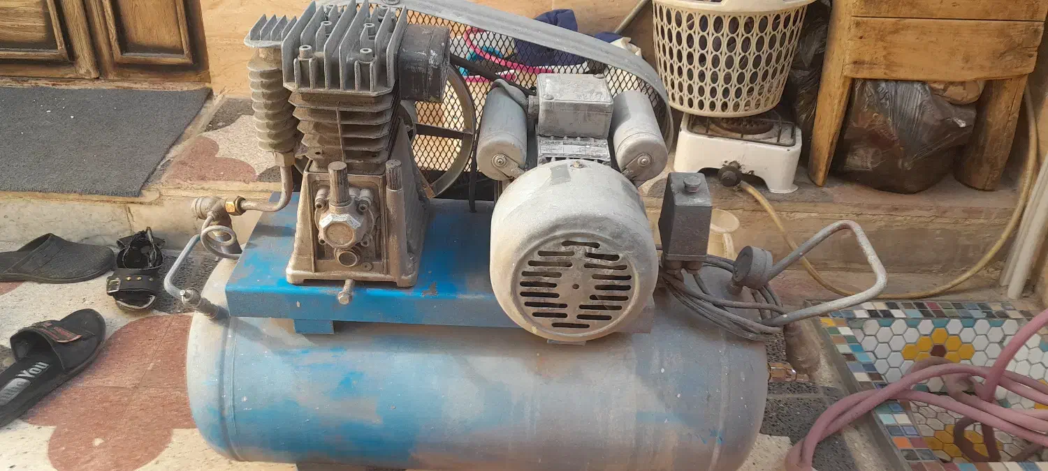 پمپ باد۵۰ تایی دینابی تسمه ای|ماشینآلات صنعتی|خمینیشهر, |دیوار