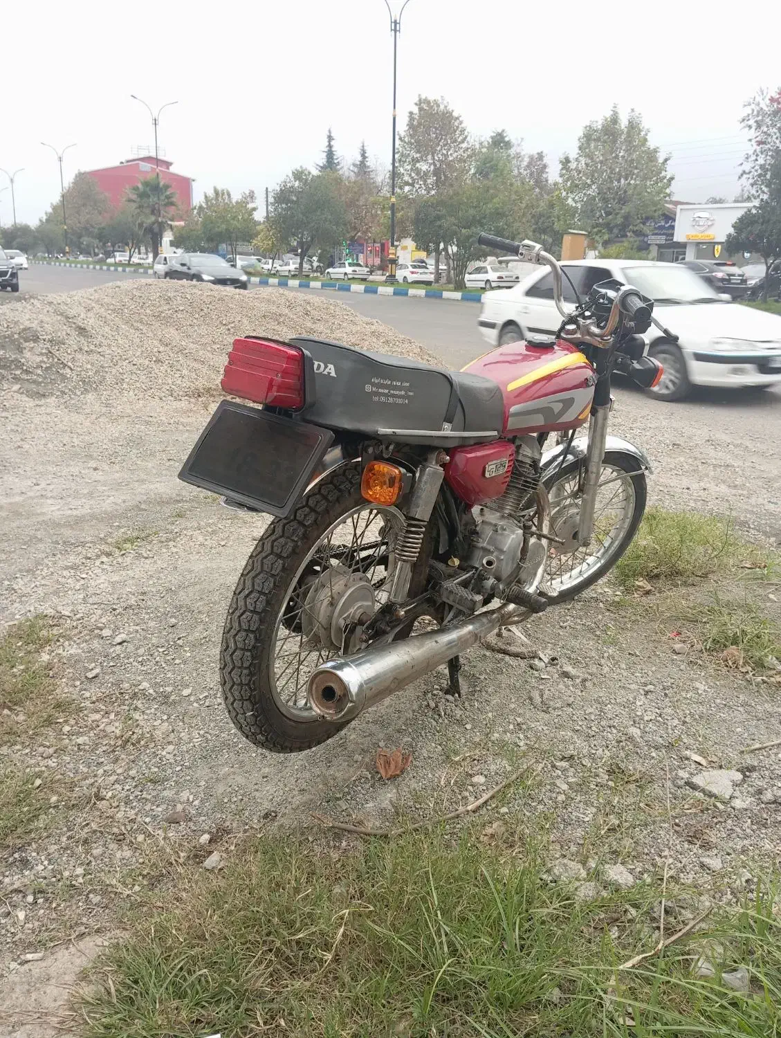 هوندا|موتورسیکلت|تالش, هشتپر|دیوار