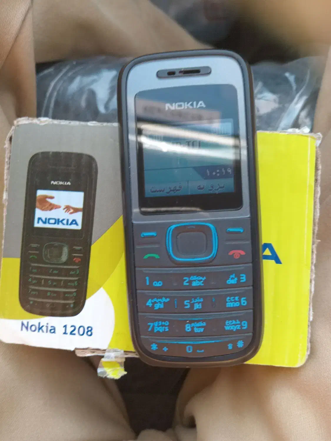 نوکیا 1208 اصلی با کارتون و شارژر|موبایل|قم, کلهری|دیوار