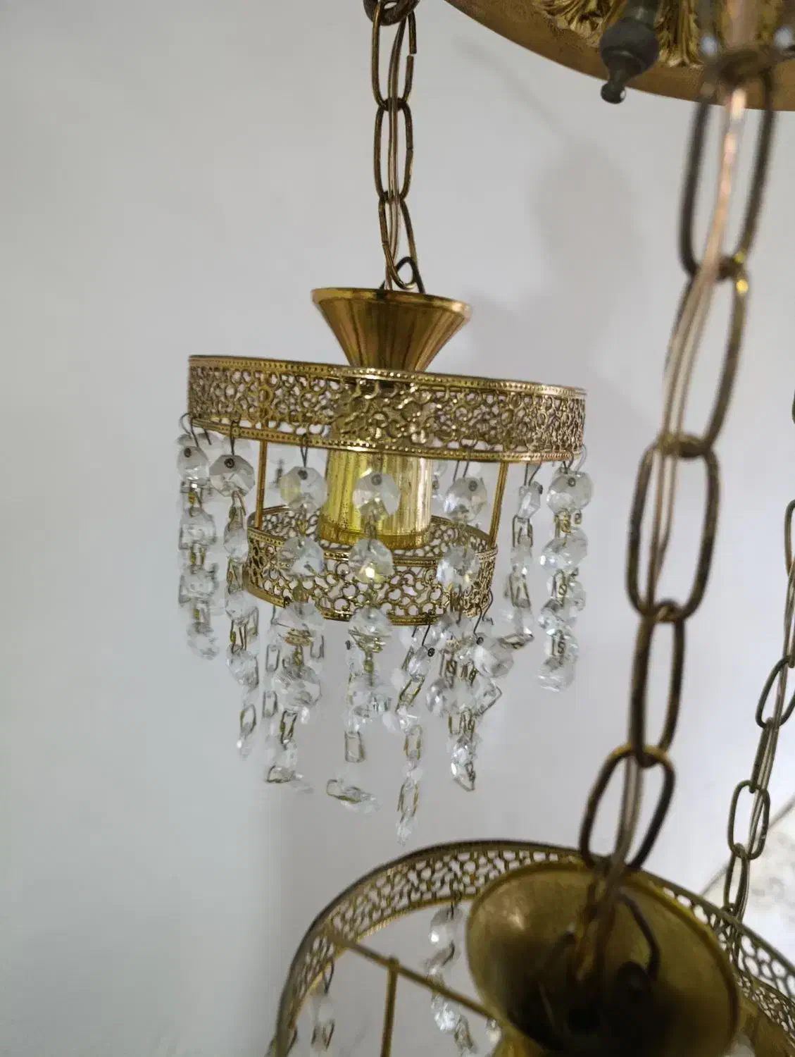 لوستر کاملاً سالم|لوستر و چراغ آویز|قرچک, مهدیه|دیوار