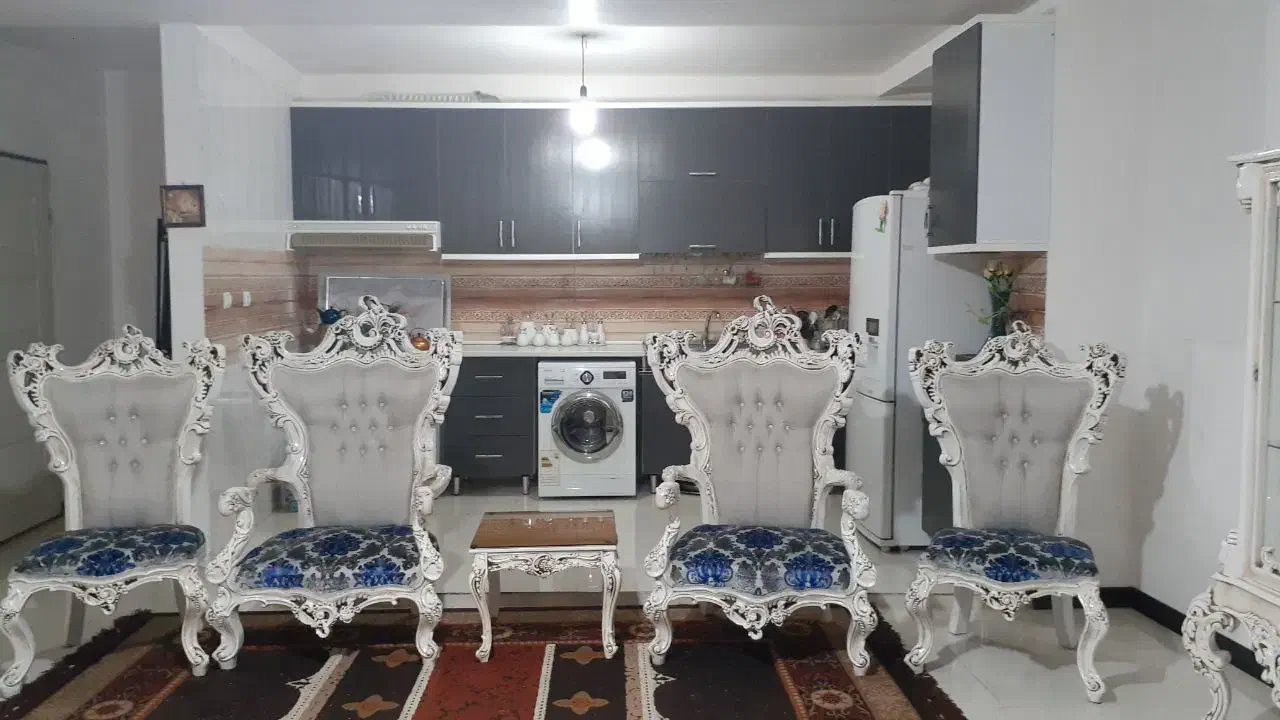95 متری 2 خوابه / رو به نما /خیابان مهتاب محمدشهر|اجارهٔ آپارتمان|محمدشهر, محمدشهر|دیوار