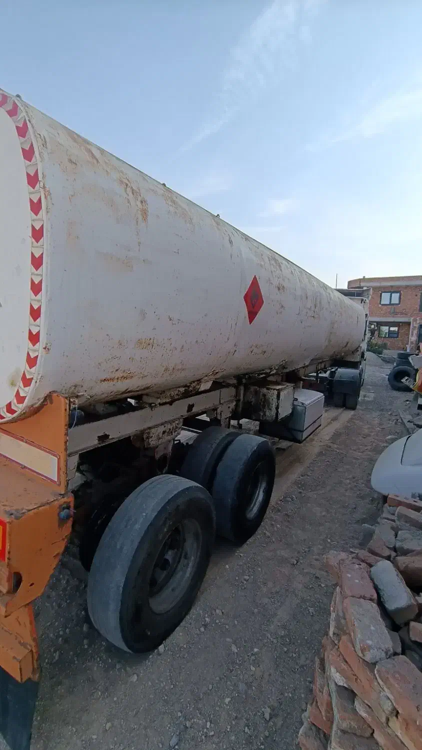 تانکر چهار مواد سالم|خودرو سنگین|خسروشاه, |دیوار