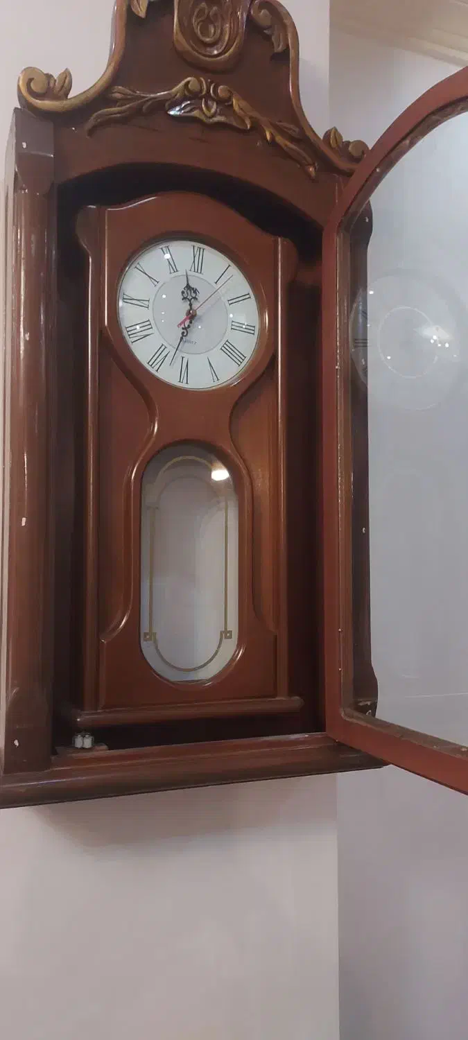 ساعت دیواری قدیمی|ساعت دیواری و تزئینی|رشت, پیرکلاچای|دیوار