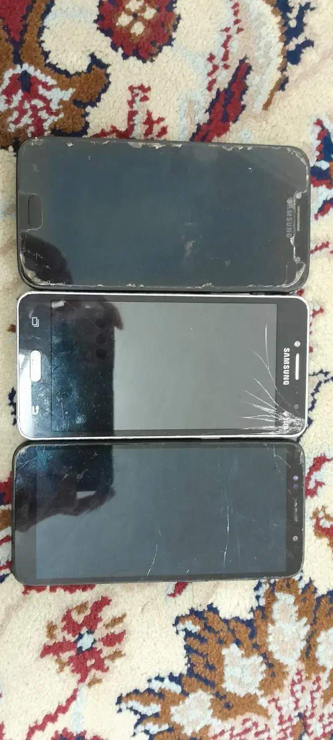 فروش سه عدد گوشی خراب/قیمت توافقی|موبایل|رشت, عینک|دیوار