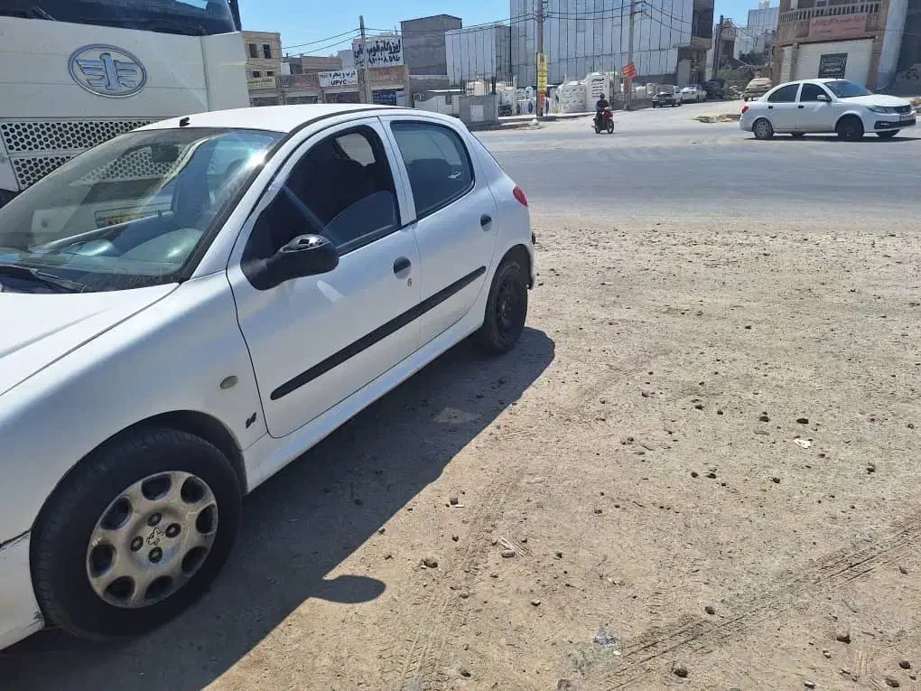 ۲۰۶ مدل ۹۴ تیپ ۳|خودرو سواری و وانت|بوشهر, |دیوار