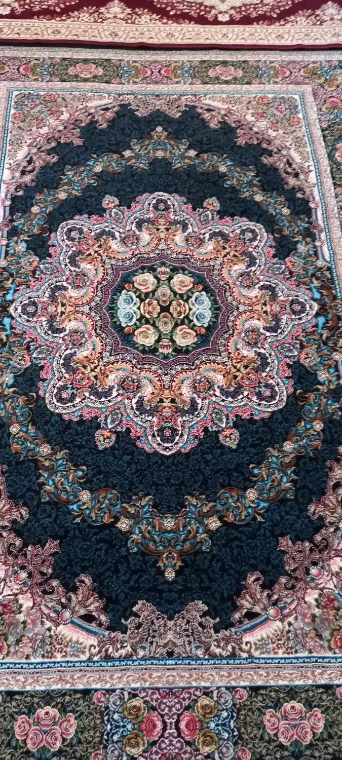 پنج تخت فرش ۶ متری ۷۰۰ شانه|فرش|سجاس رود, |دیوار