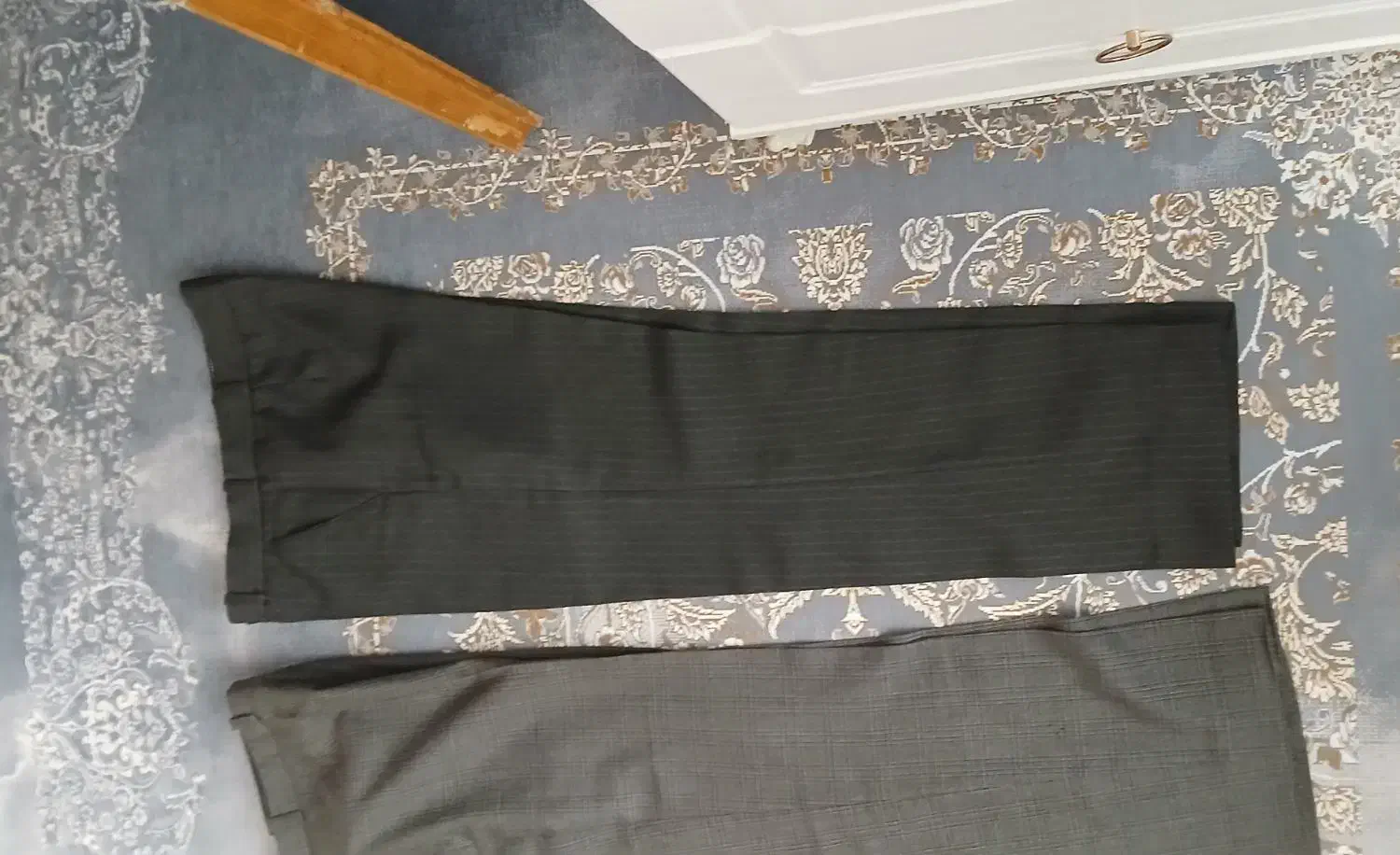 شلوار نو|لباس|بردسکن, |دیوار