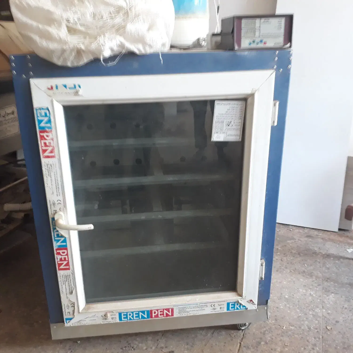 دستگاه جوجه کشی|لوازم جانبی حیوانات|لنجان, |دیوار