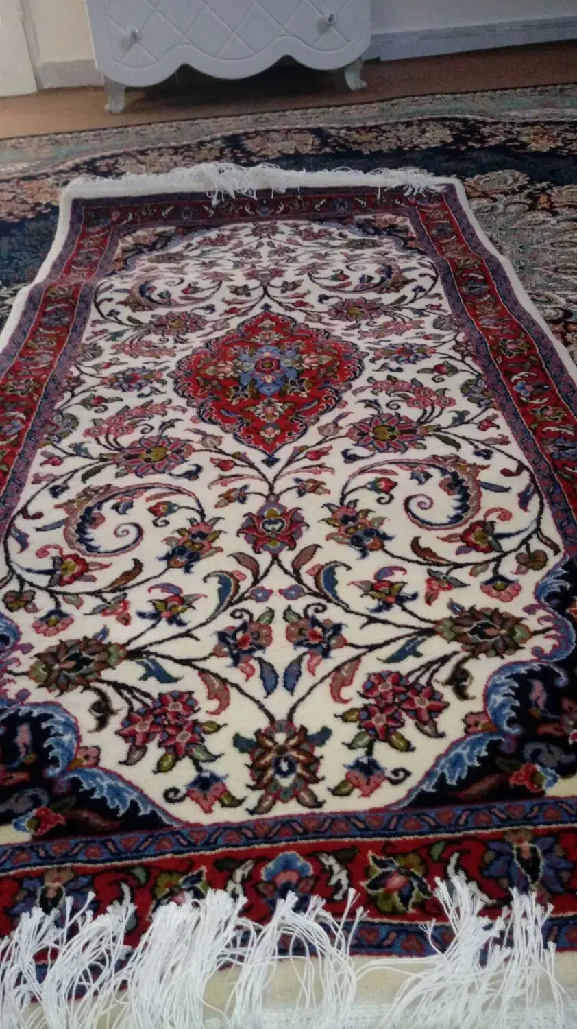 یک تخته فرش 10گره 20گره 160رج قیمت 18تومان|فرش|اراک, |دیوار