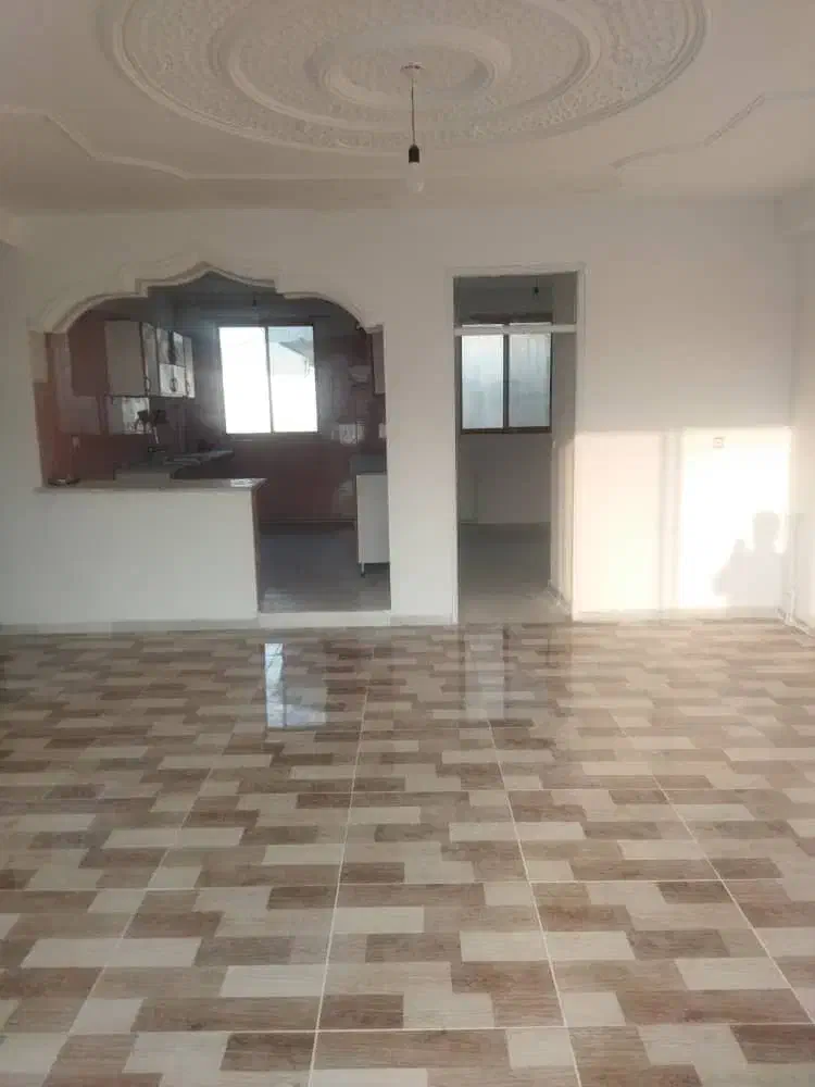 طبقه نزدیک خیابان /جاده لیلاکوه|اجارهٔ آپارتمان|لنگرود, |دیوار