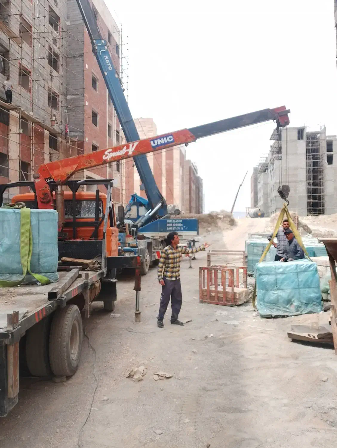 خاور جرثقیل کفی و بالابر|خدمات حمل و نقل|گلبهار, شهر جدید گلبهار|دیوار