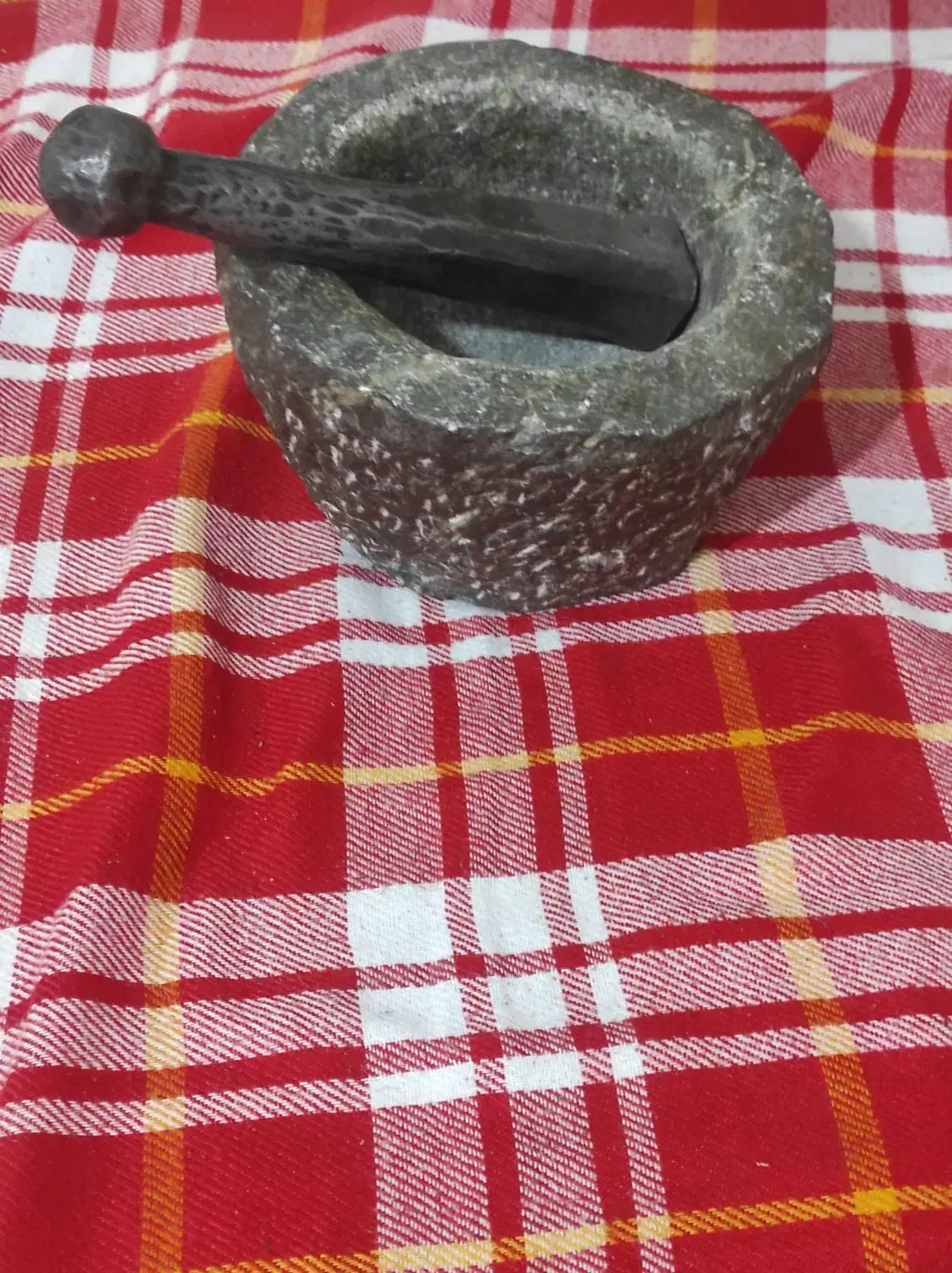 جوقن بزرگ هاون هاونگ|کلکسیون اشیاء عتیقه|رفسنجان, |دیوار