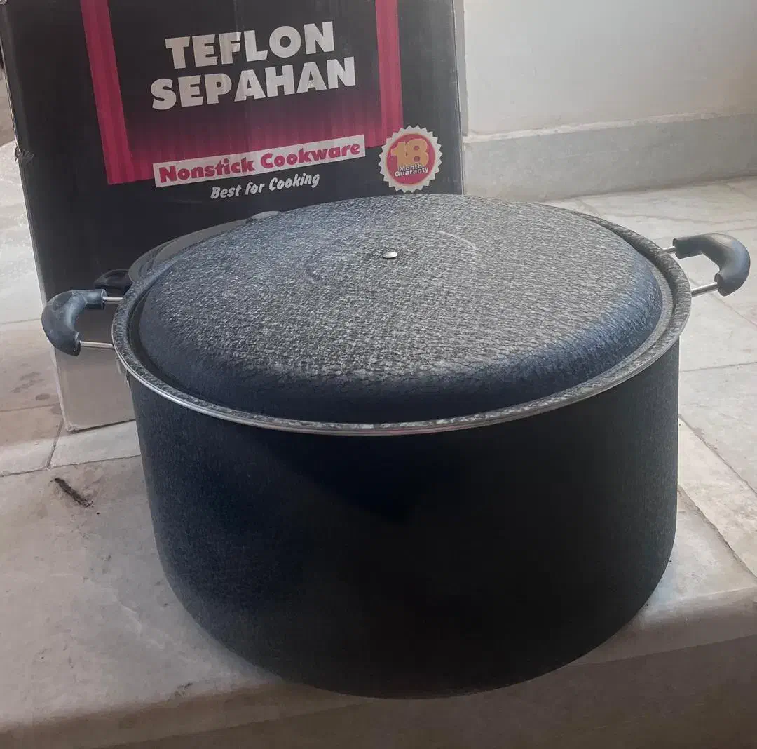 قابلمه|ظروف پخت‌وپز|اصفهان, تخت فولاد|دیوار