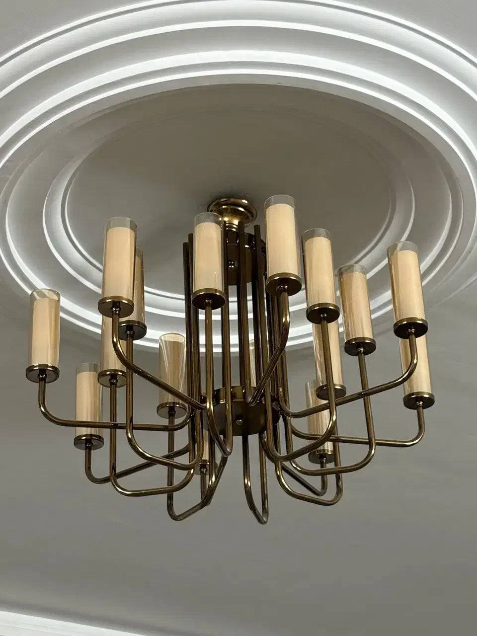 لوستر ۱۶ شاخه طلایی شامپاینی|لوستر و چراغ آویز|تهران, مشیریه|دیوار