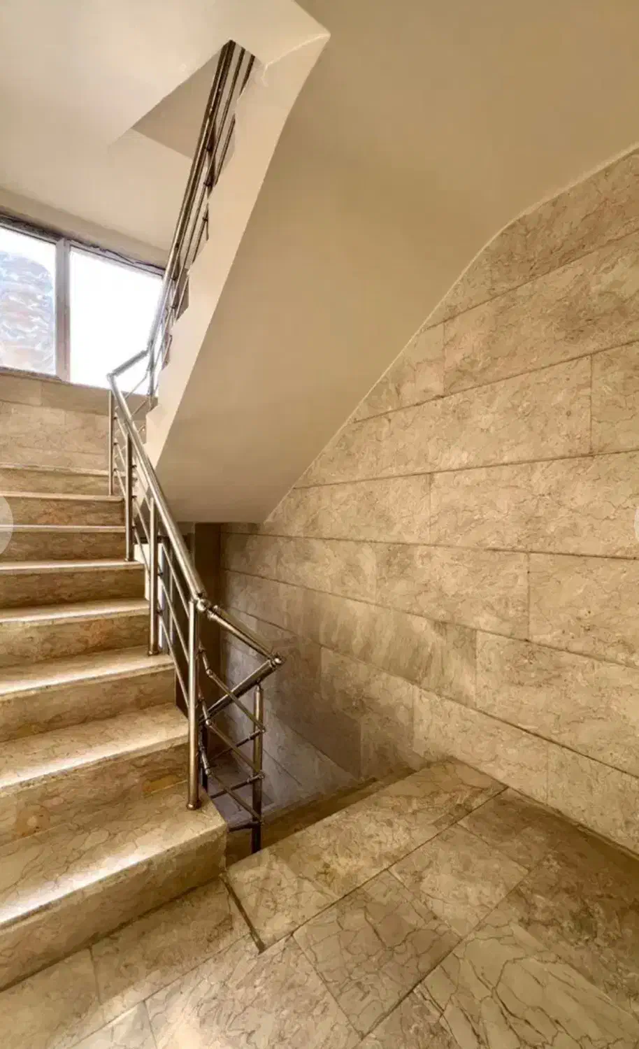 ۱۶۰ متر ۳ خواب ۲ پارکینگ سندی/ مدائن