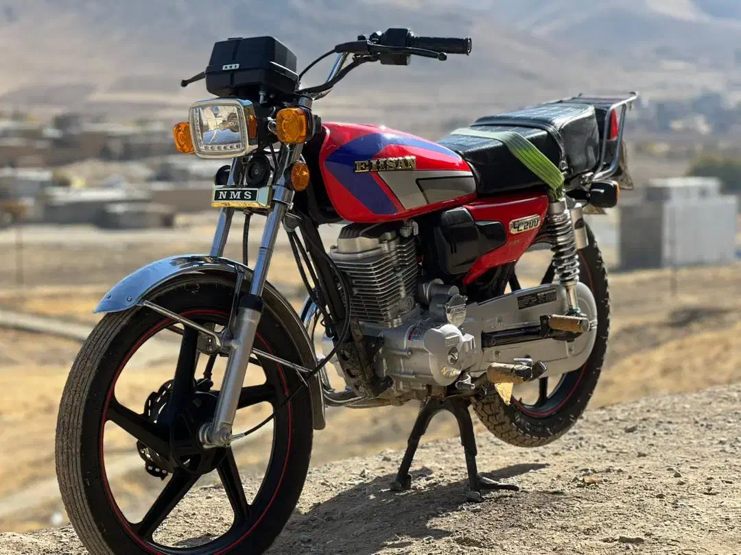 موتور ۲۰۰ احسان کاربرات|موتورسیکلت|سنقر, |دیوار