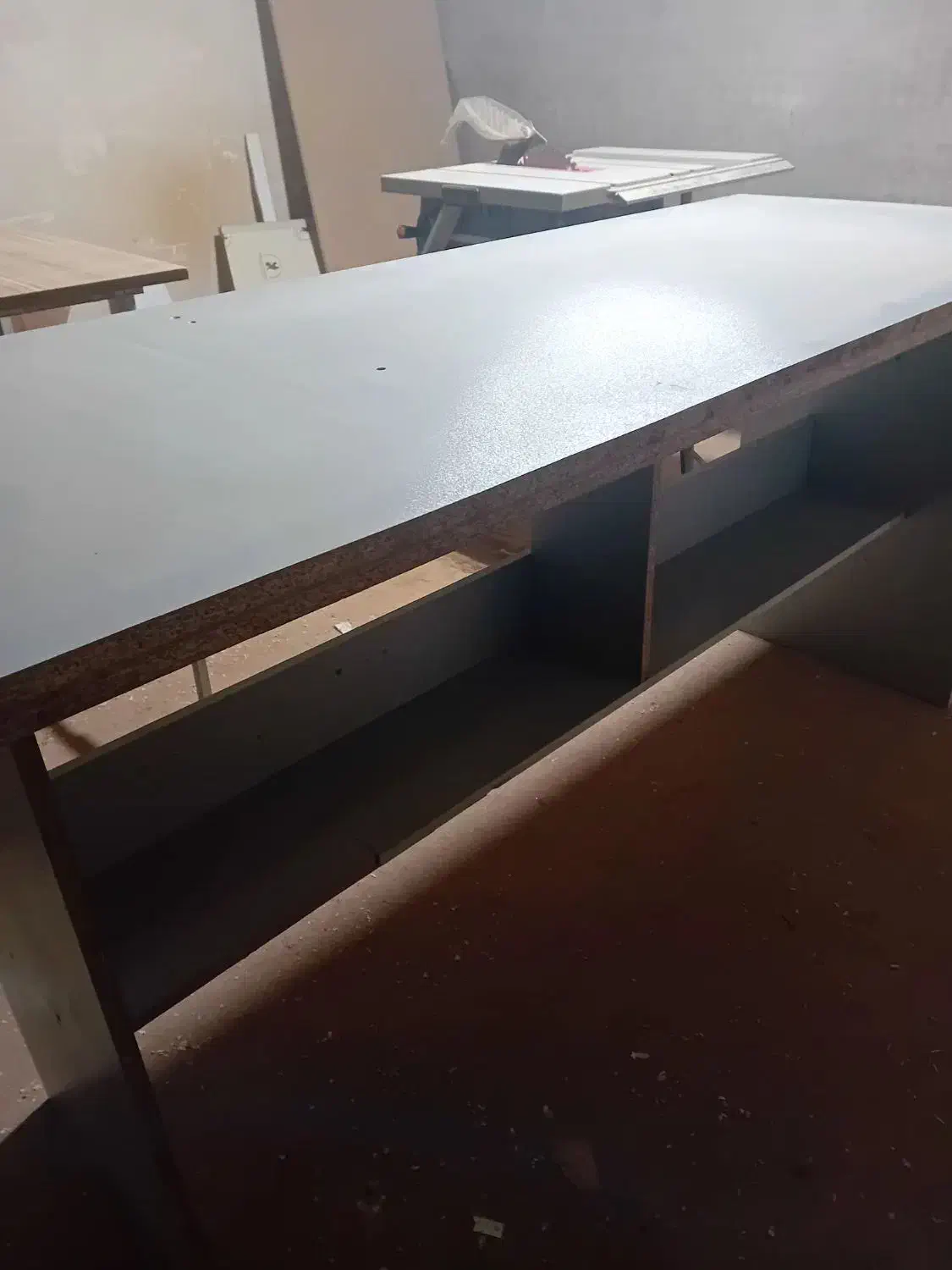 میز کار|میز تحریر و کامپیوتر|نیشابور, هفده شهریور|دیوار