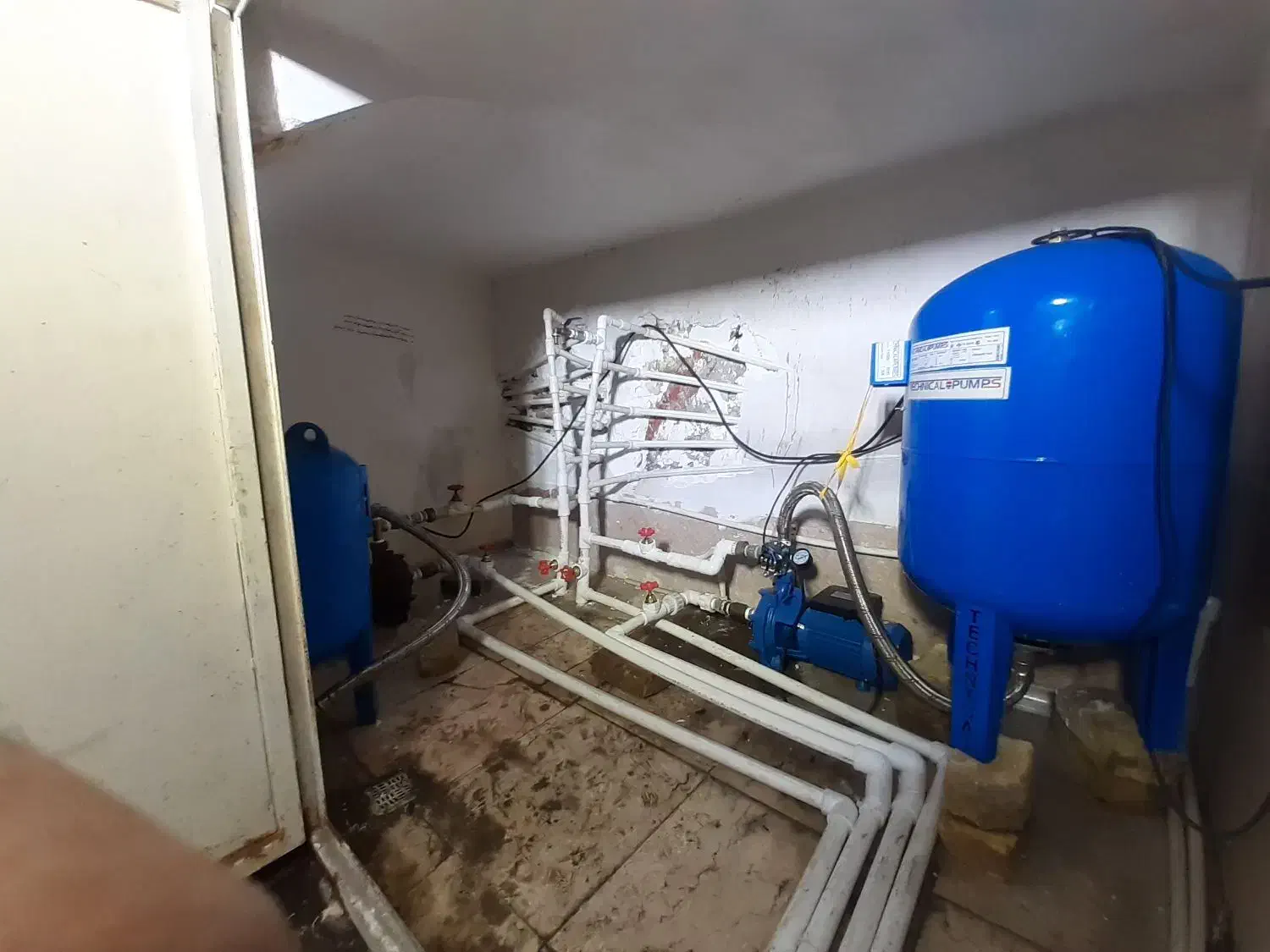 پمپ آب ، مخزن آب ، لوله کشی ، موتورخانه ، استخر|خدمات پیشه و مهارت|تهران, پاسداران|دیوار