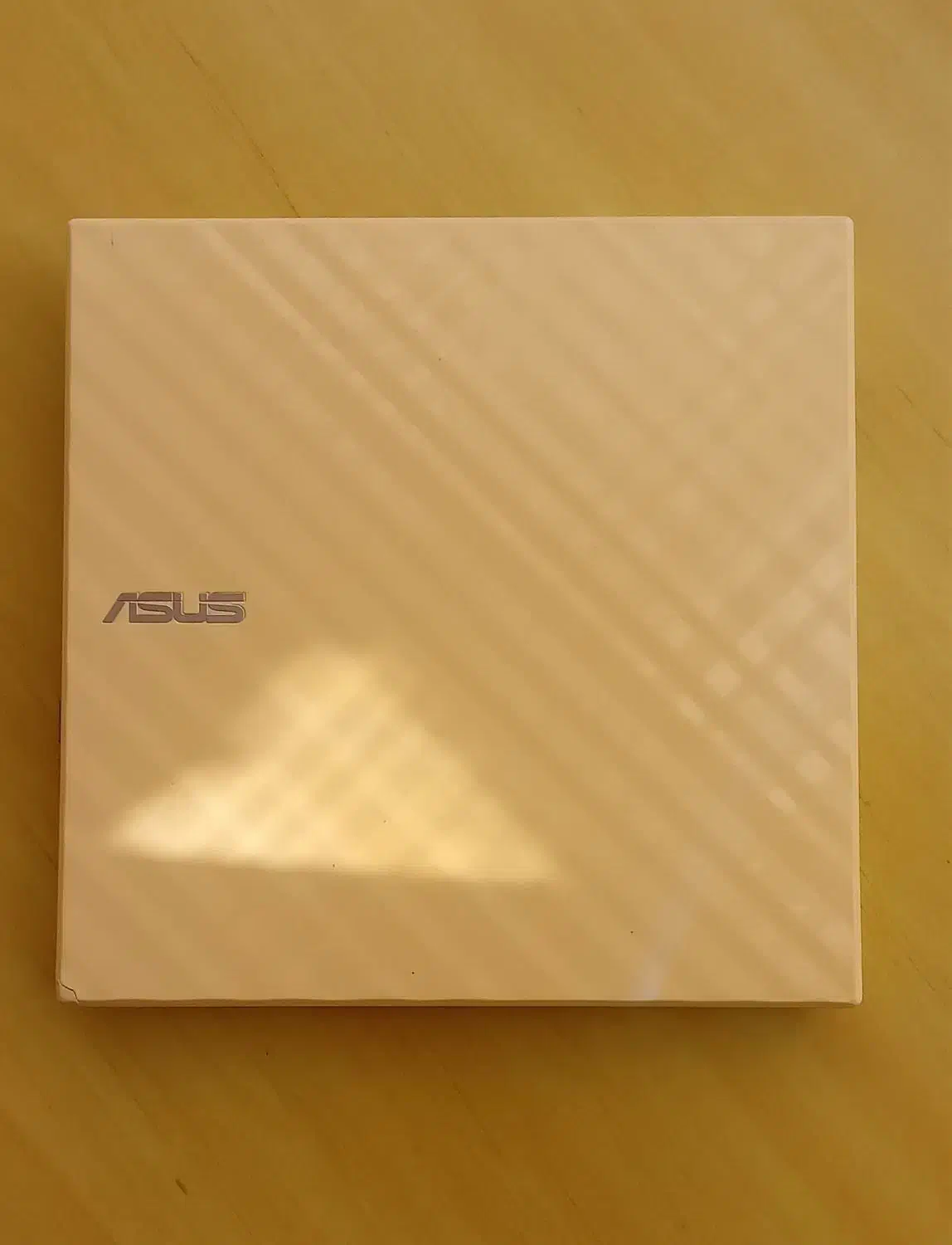 درایو ASUS EXTERNAL DVD R/W بسیار تمیز و سالم|قطعات و لوازم جانبی رایانه|مشهد, صیاد شیرازی|دیوار